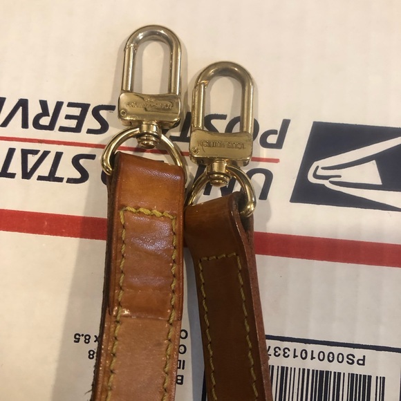 LOUIS VUITTON Vachetta Replacement Shoulder Strap with Clips and Shoulder Pad - Picture 10 of 16